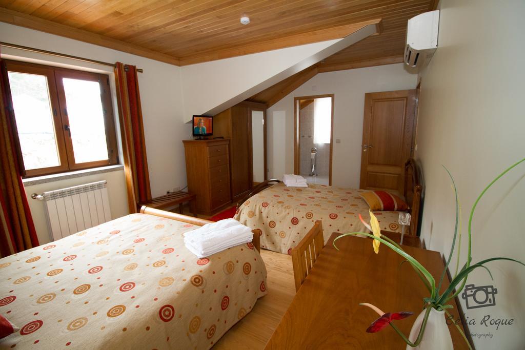 Casa Da Ribeirinha Hotell Sabugueiro  Exteriör bild